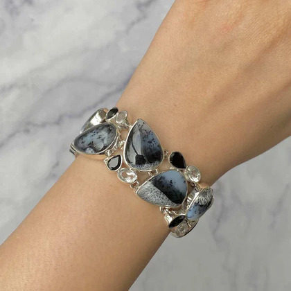 Earth's Artistry: Dendritic Agate Gems